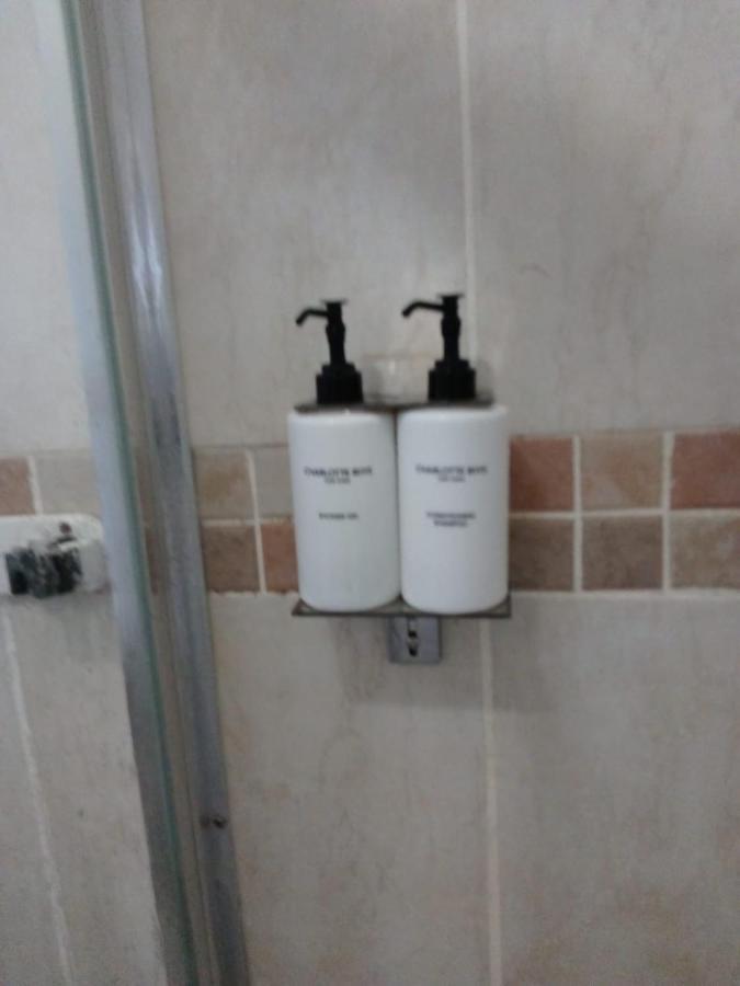 אמנזימטוטי South Coast Beachfront Holiday Apartments מראה חיצוני תמונה