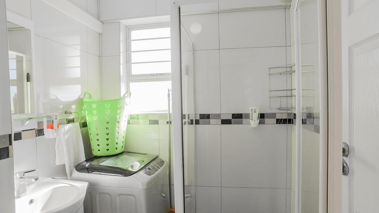 אמנזימטוטי South Coast Beachfront Holiday Apartments מראה חיצוני תמונה