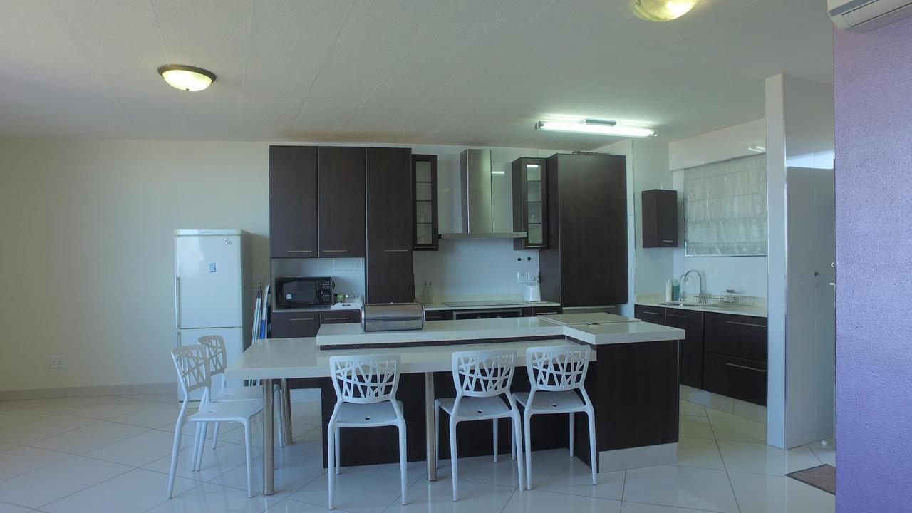 אמנזימטוטי South Coast Beachfront Holiday Apartments מראה חיצוני תמונה